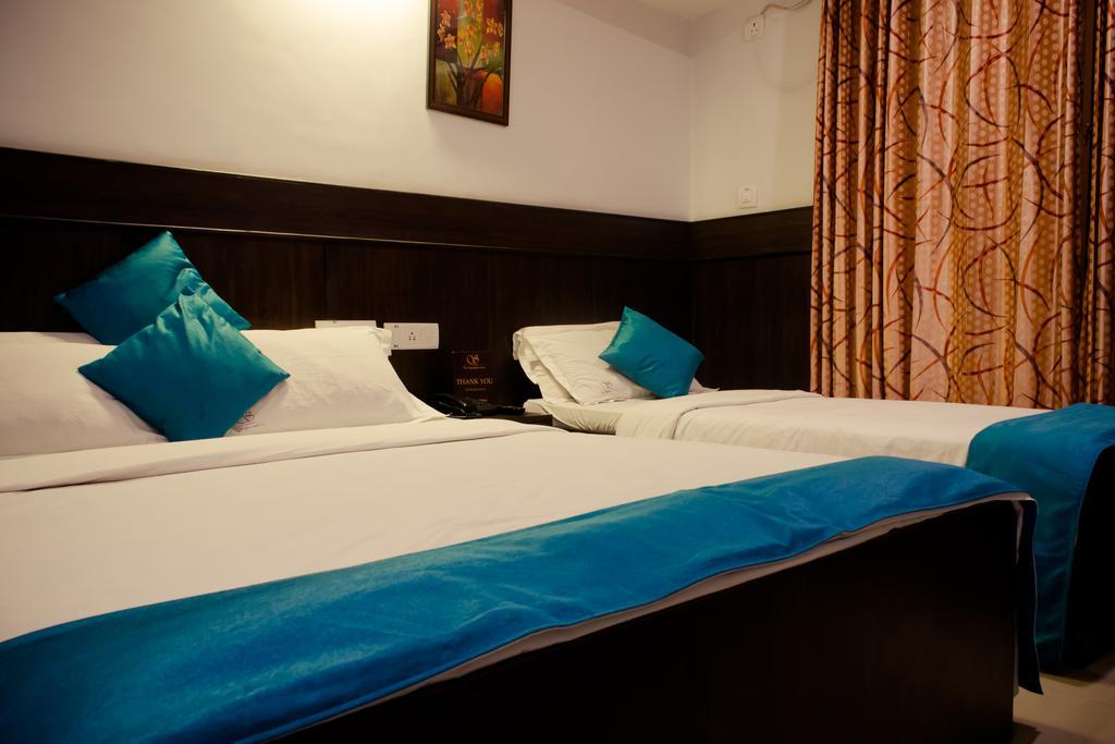 The Signature Inn Бангалор Экстерьер фото